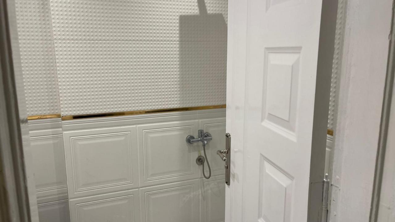 Fancy Close To Airport Fully Furnished Appartement