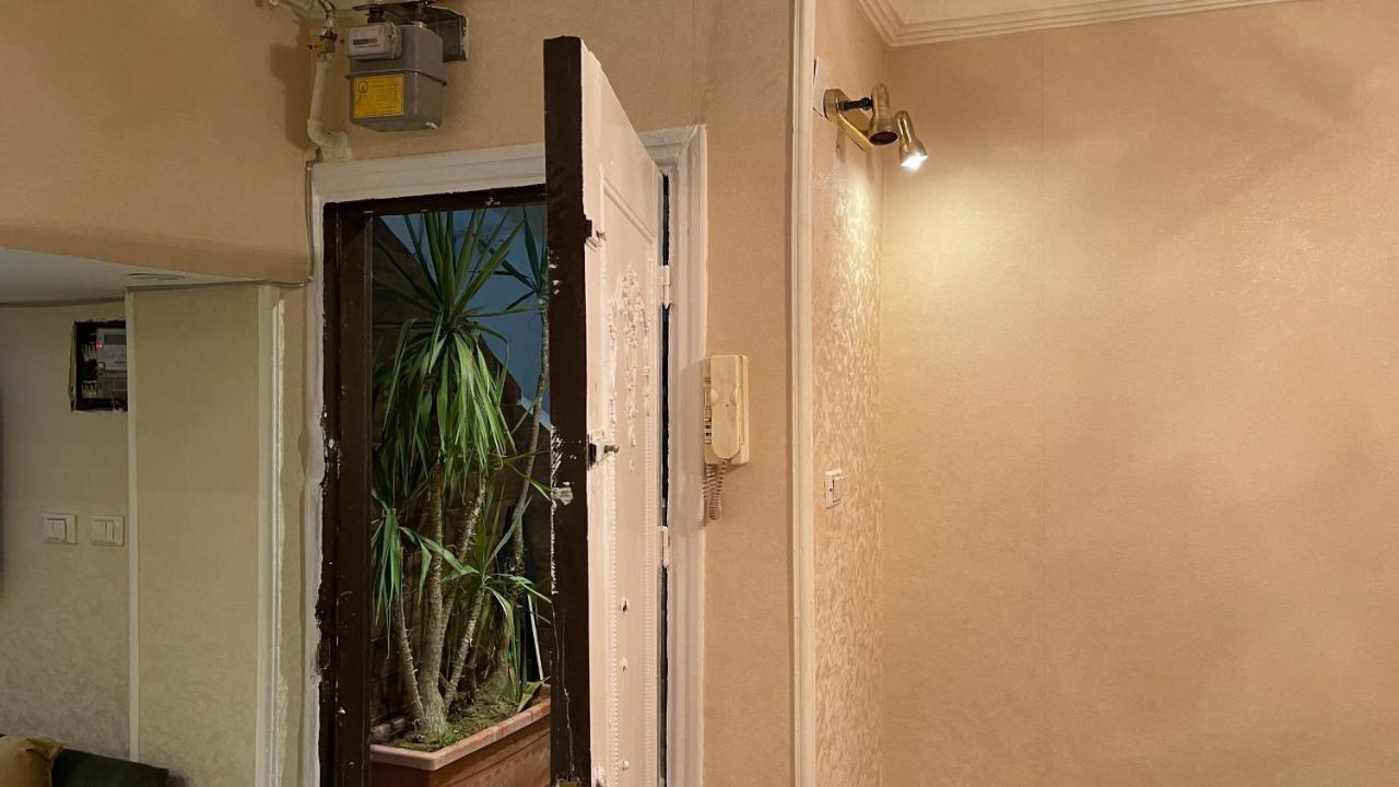 Fancy Close To Airport Fully Furnished Appartement *